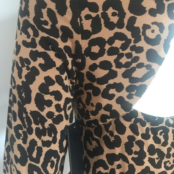 NWT Guess Animal Print Dress - Picture 8 of 8